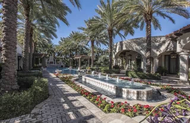 7801 N CALLE CABALLEROS -- Gallery 2