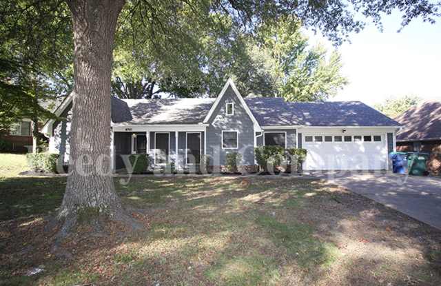 Welcome to 6761 Blue Spruce Dr! photos photos