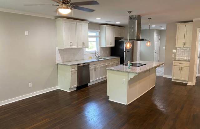 239 Wynnwood Drive SW Gallery 4