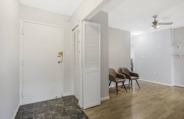 864 College Parkway - 201 Gallery 2