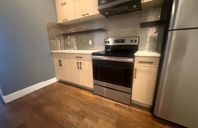 19-15 Palmetto Street - 1 R Gallery 2