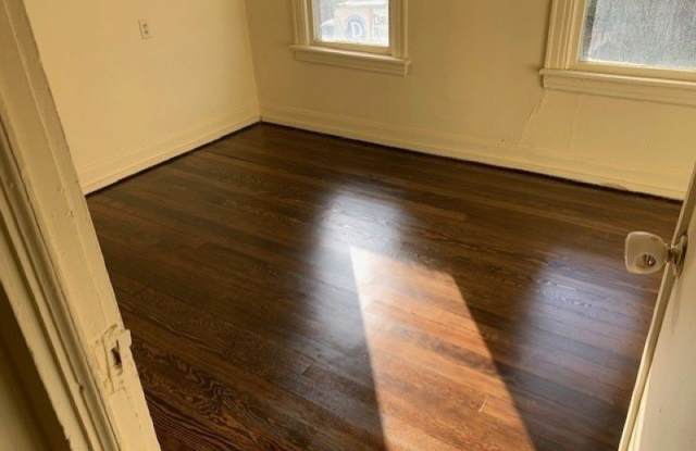 11 Hillside Terrace Gallery 3