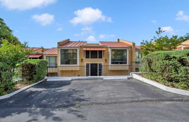402 Hi Stirrup Unit E2 photos photos