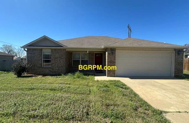3 BD, 2 BA, Home in Cabot photos photos