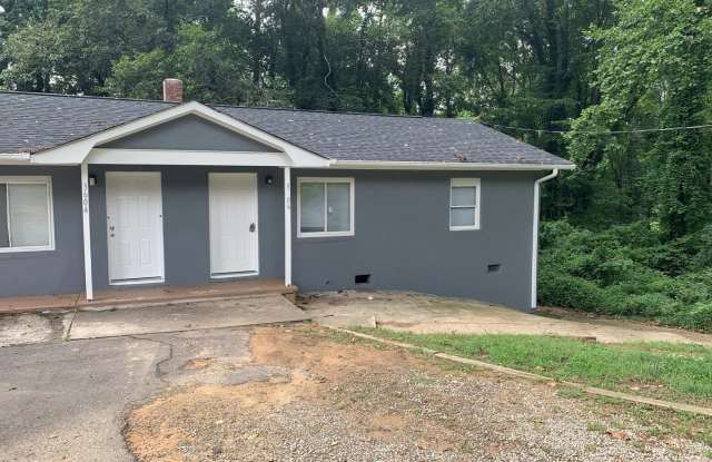 Move-in ready 1 Story Duplex located in the Greenwood Park Subdivision! photos photos