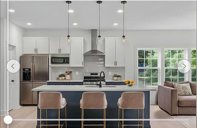 Stunning 5BR House in Holly Springs - 229 Hickory Glen Lane, Holly Springs, NC 27540