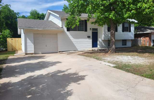 1623 Denison Drive photos photos