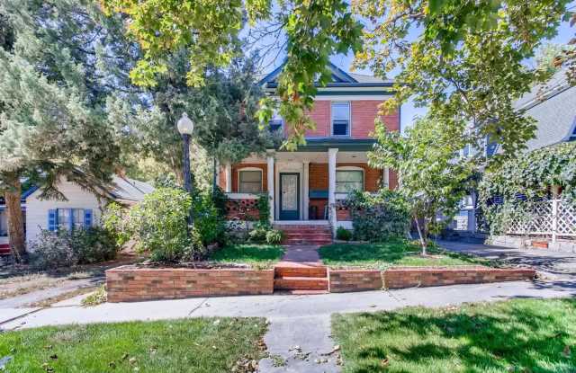 1 Bedroom, 1 Bath blocks from Downtown Longmont photos photos