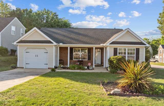 Charming Brick Ranch – Cozy & Updated! Gallery 3