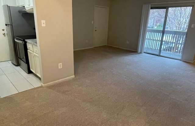 2BD/2BA Condo located on the Germantown/Memphis Line! Gallery 4