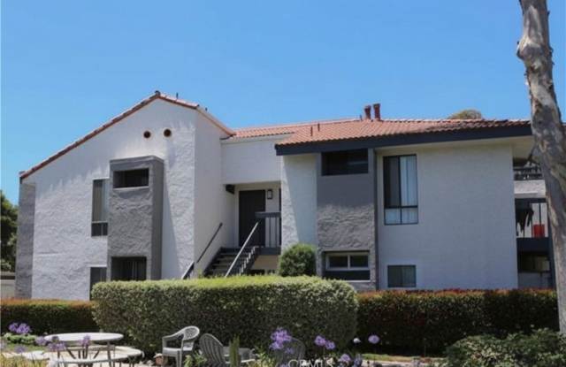 2323 Huntington Street photos photos