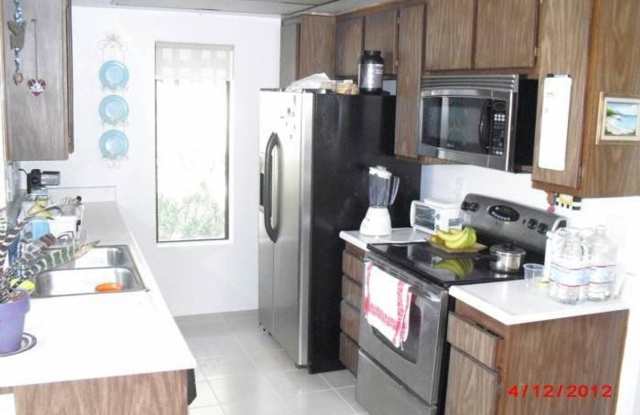 13789 Mango Drive #202 Gallery 3