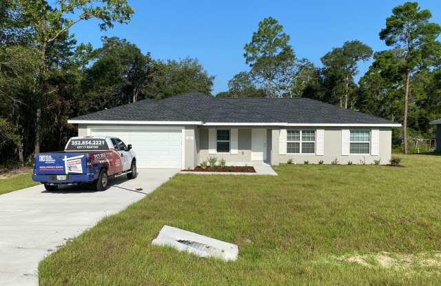 NOT AVAILABLE FOR SHOW OR RENT UNTIL MID SEPTEMBER!! Desirable SE Ocala Neighborhood 4/2/2 *WON'T LAST* photos photos