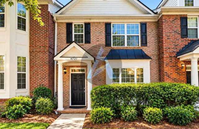 4721 Liberty Square Drive Gallery 1