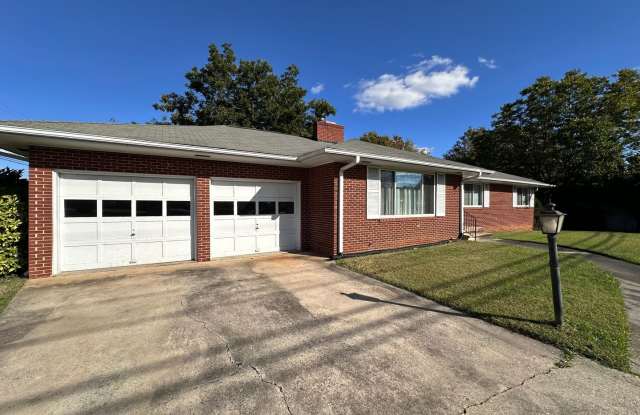 Graham area - 912 South Main Street, Graham, NC 27253