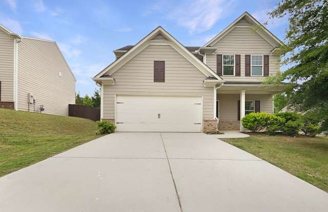 Wow! Check out this charming 4-bedroom, 2.5-bathroom home! photos photos