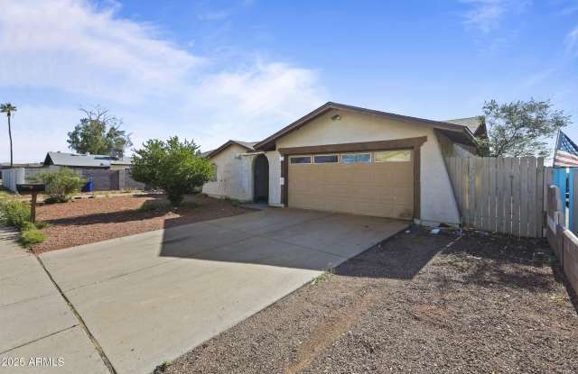 5212 N 67TH Drive photos photos