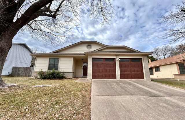 Comfortable  Nice 3BR / 2BA One-Level Home — Garage, Yard  Laundry Room photos photos