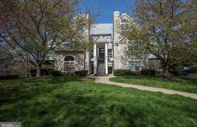 921 HILLSIDE LAKE TER #304 photos photos 921 HILLSIDE LAKE TER #304 photos photos
