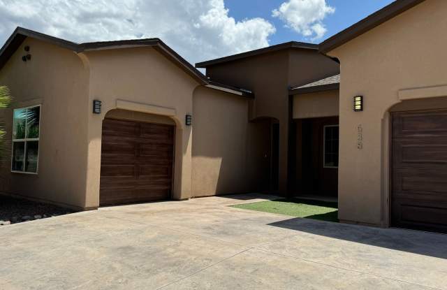 Beautiful 4 bedroom 2.5 bathroom photos photos