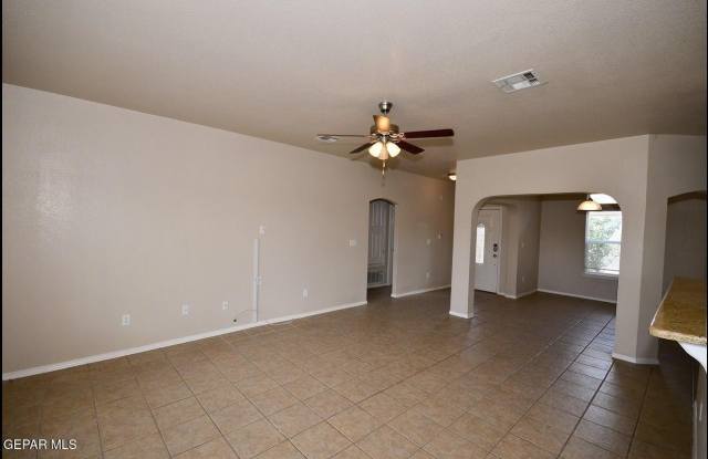 5806 REDSTONE MESA Court Gallery 4