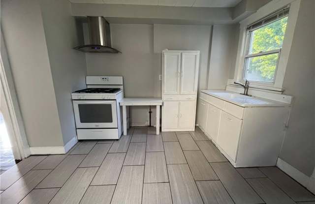 941 First Avenue - 941 1st Avenue, West Haven, CT 06516