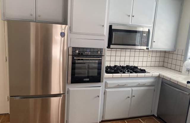 5613 Campanile Way Gallery 3