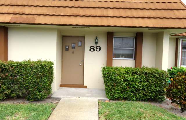 5780 Fernley Drive W photos photos