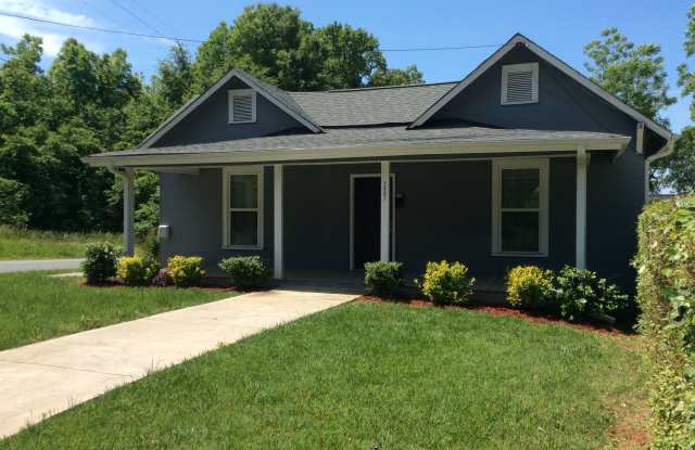 2401 Rozzelles Ferry Road Gallery 2