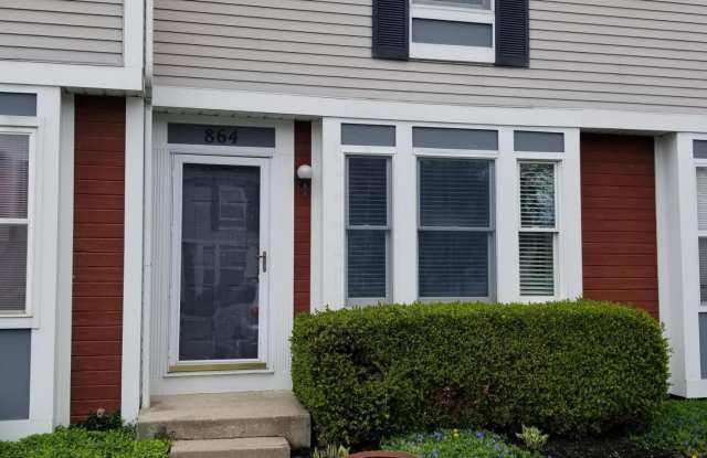 864 Pine Way Drive - 864 Pine Way Drive, Columbus, OH 43085