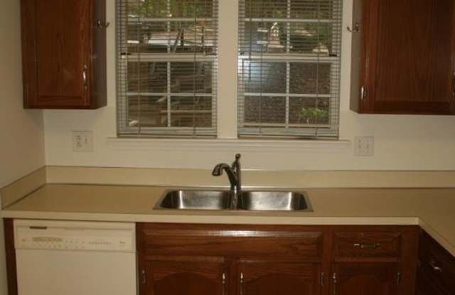 6016-C Gray Gate Ln Gallery 3