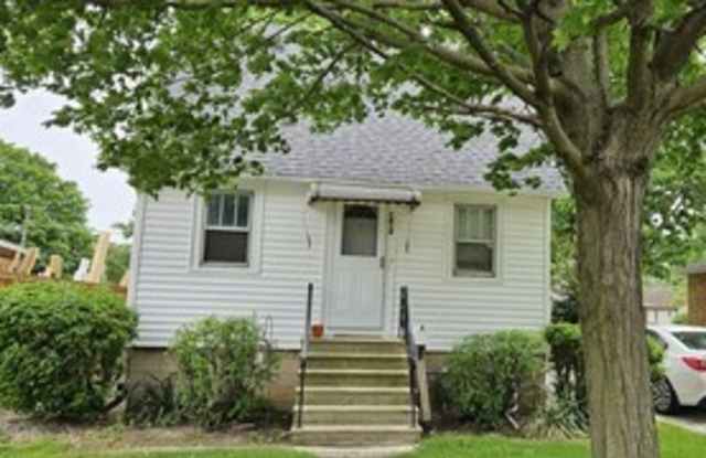 1414 Highland Avenue - 1414 Highland Avenue, Joliet, IL 60435 1414 Highland Avenue - 1414 Highland Avenue, Joliet, IL 60435