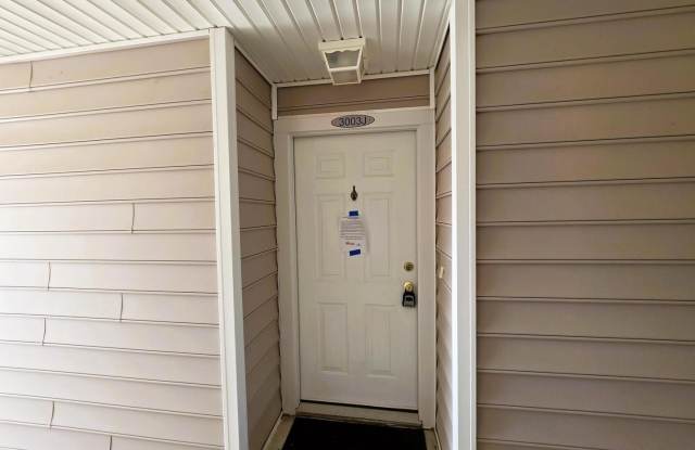 3003 HEATHER DR #J Gallery 2