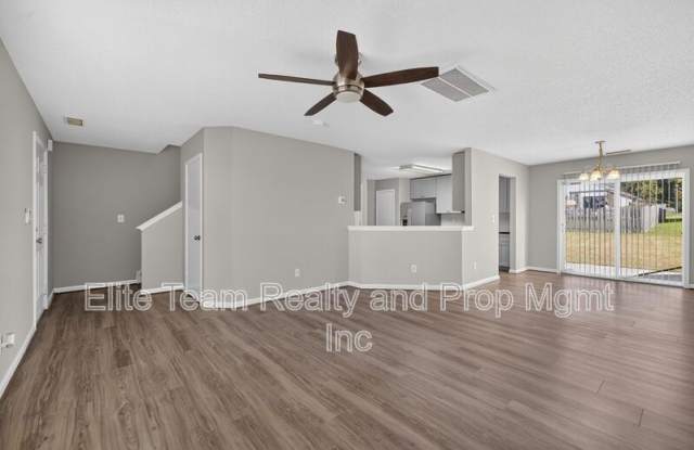 1512 Harland Street Gallery 4