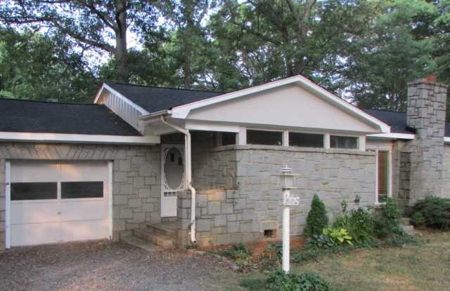Coming Soon ! Charming 3 Bed, 2 Bath Home in the Heart of Lowell, NC photos photos