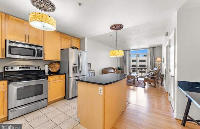 155 POTOMAC Passage unit: 436 photos photos