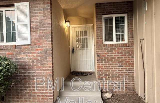 1280 Dodd Ct Gallery 2