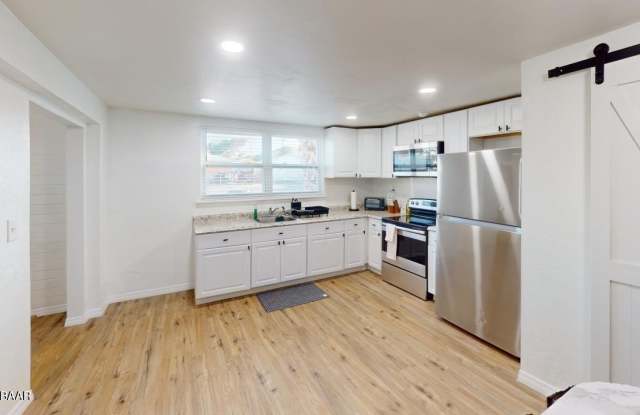 523 Frances Terrace Gallery 2