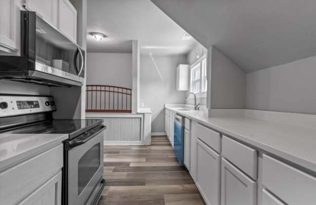 5014 N 125th St photos photos