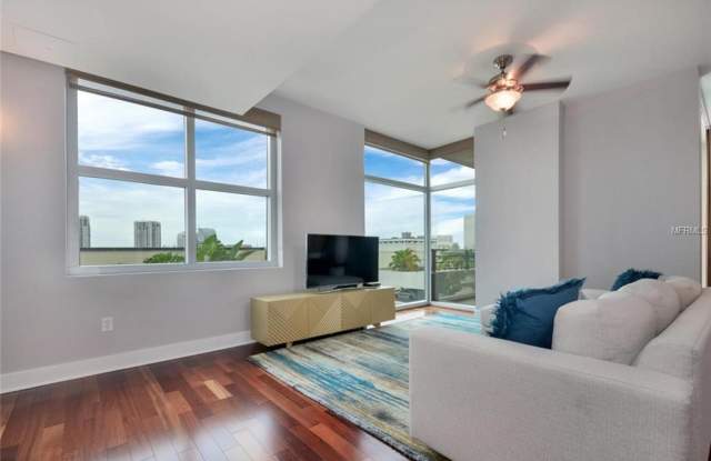 1208 E KENNEDY BOULEVARD Gallery 4