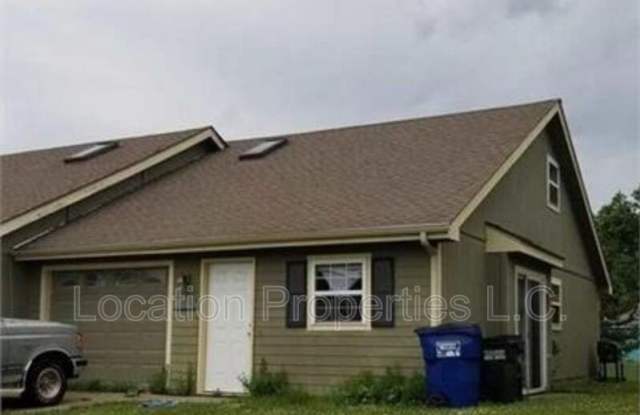 2517 Morningside Drive - 1 - 2517 Morningside Drive, Lawrence, KS 66047