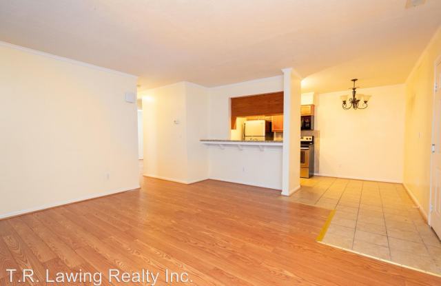 9615 Vinca Circle Unit K Gallery 4