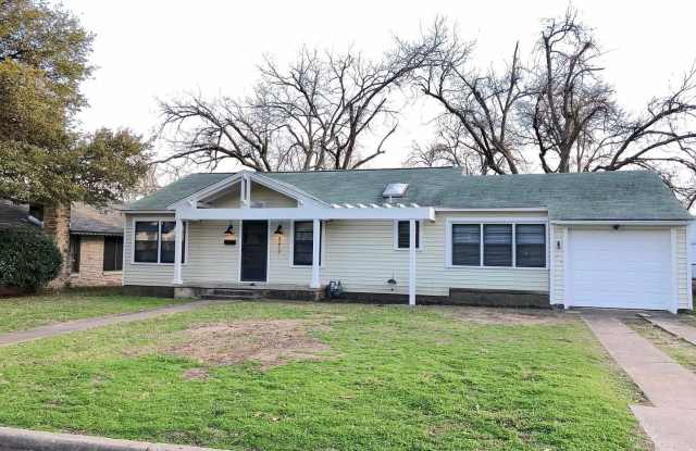 4212 Morrow photos photos