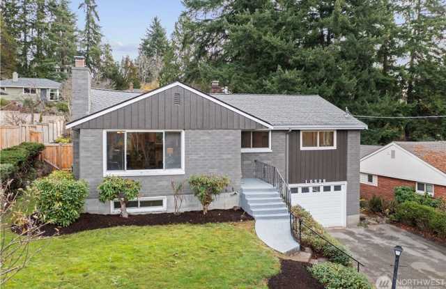 Updated mid-century home in Matthews Beach neighborhood photos photos