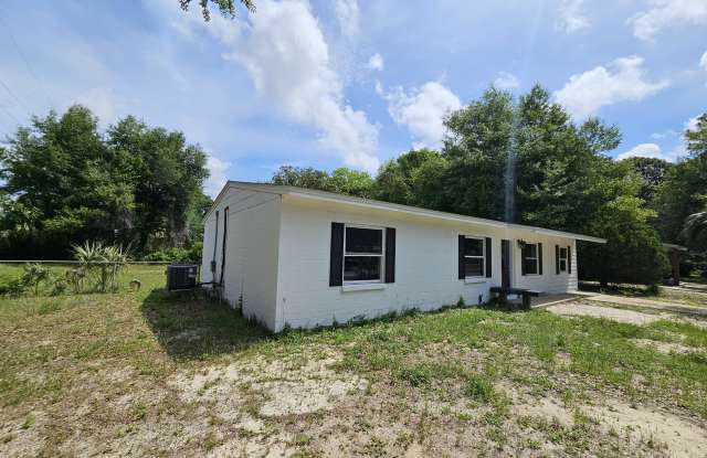 200 Spencer Drive photos photos 200 Spencer Drive photos photos