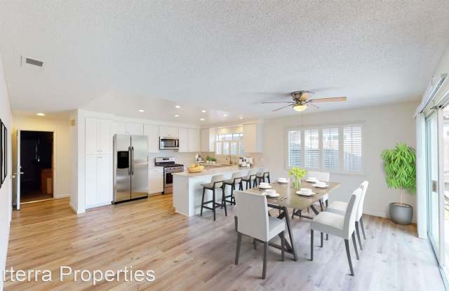 242 22nd Street - 242 22nd Street, Costa Mesa, CA 92627