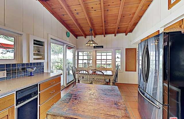 33461 Pacific Coast Hwy Gallery 4