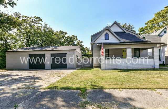 Charm and Convenience: Your Ideal 3-Bedroom Haven in Indianapolis! photos photos