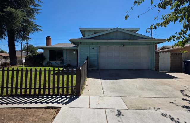 New Listing! photos photos