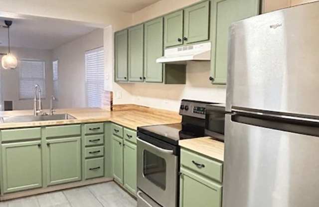 Gilbert Fantastic 4 bedroom - 959 East Arabian Drive, Gilbert, AZ 85296